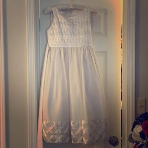 All white flower girl dress Never Worn! 💕